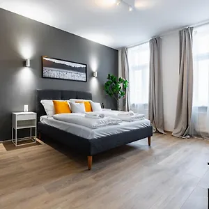  Apartment Newley Renovated Next To Hannovermarkt