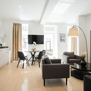  Apartment Modern And Lovely Next To Subway Station